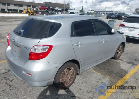 2009 Toyota Matrix z USA, uszkodzony, nr VIN 2T1KU40E09C169079